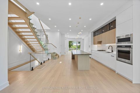Photo 11 at 19 Ivy Avenue, South Riverdale, Toronto
