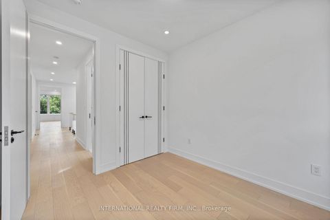 Photo 31 at 19 Ivy Avenue, South Riverdale, Toronto