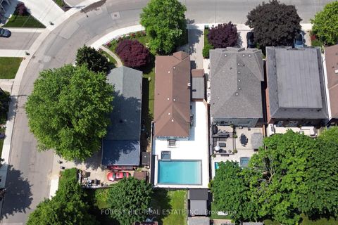 Photo 5 at 21 Presteign Avenue, Parkview, Toronto