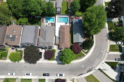 Photo 39 at 21 Presteign Avenue, Parkview, Toronto