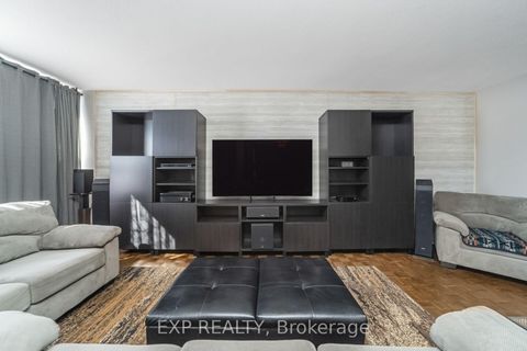 Photo 14 at 519 - 451 WESTMALL, Etobicoke West Mall, Toronto