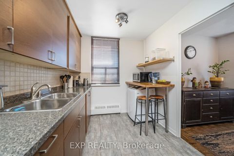 Photo 24 at 519 - 451 WESTMALL, Etobicoke West Mall, Toronto