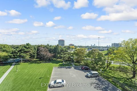 Photo 40 at 519 - 451 WESTMALL, Etobicoke West Mall, Toronto