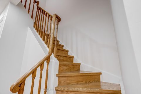 Photo 22 at 36 Ponymill Drive, Milliken, Toronto