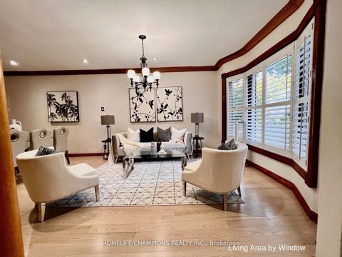 Photo 3 at 291 St Clair Avenue E, Moore Park, Toronto