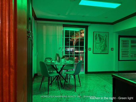 Photo 29 at 291 St Clair Avenue E, Moore Park, Toronto