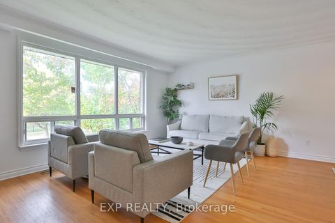 Photo 20 at 165 Carlson Drive, College Manor, Newmarket