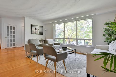 Photo 22 at 165 Carlson Drive, College Manor, Newmarket