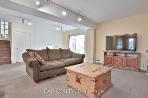 Photo 27 at 165 Carlson Drive, College Manor, Newmarket