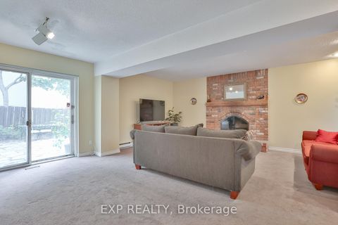 Photo 28 at 165 Carlson Drive, College Manor, Newmarket