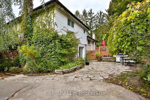 Photo 45 at 165 Carlson Drive, College Manor, Newmarket