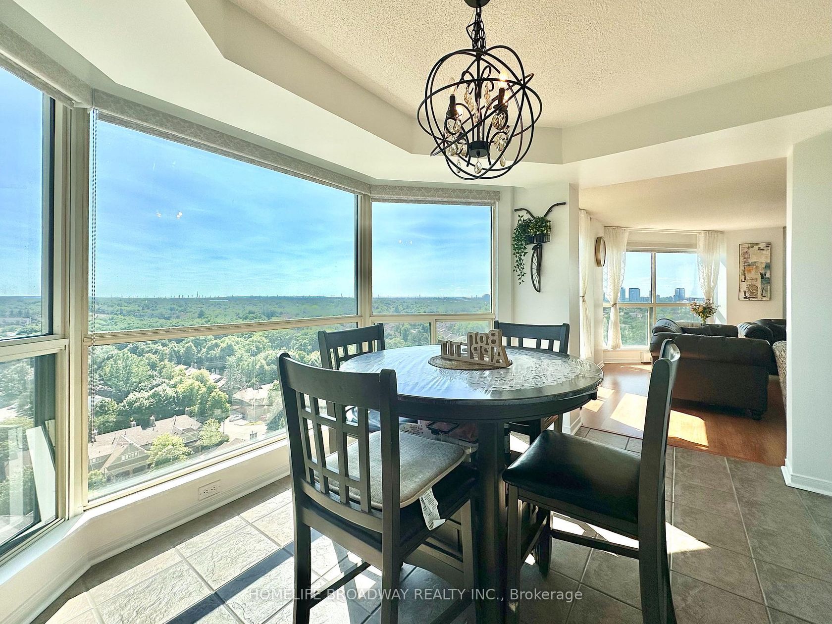 1709 - 2155 Burnhamthorpe Road W, Erin Mills, Mississauga by Loree Meneguzzi Real Estate 1709 - 2155 Burnhamthorpe Road W, Erin Mills, Mississauga