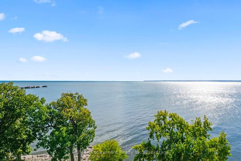 Photo 4 at 827 - 3500 Lakeshore Road W, BR Bronte, Oakville