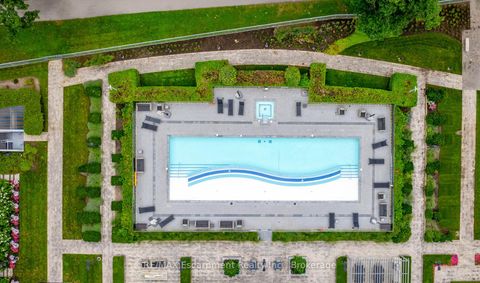 Photo 13 at 827 - 3500 Lakeshore Road W, BR Bronte, Oakville