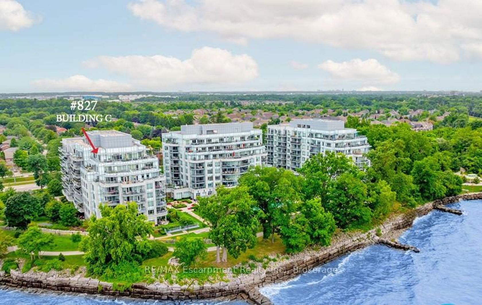 827 - 3500 Lakeshore Road W, BR Bronte, Oakville by Loree Meneguzzi Real Estate 827 - 3500 Lakeshore Road W, BR Bronte, Oakville