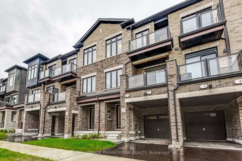 Photo 3 at 67 TENNANT Circle, Vellore Village, Vaughan