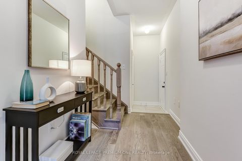 Photo 10 at 67 TENNANT Circle, Vellore Village, Vaughan