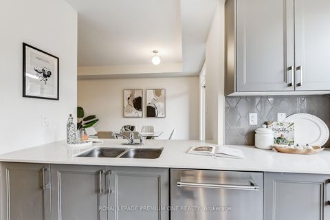 Photo 24 at 67 TENNANT Circle, Vellore Village, Vaughan