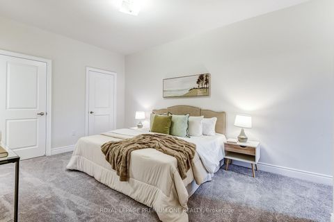 Photo 38 at 67 TENNANT Circle, Vellore Village, Vaughan