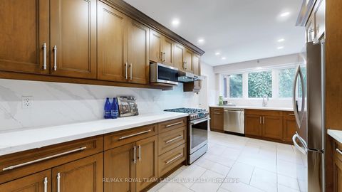Photo 17 at 27 Orchard Park Drive, West Hill, Toronto
