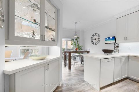 Photo 9 at 12 Pietro Drive, Vellore Village, Vaughan