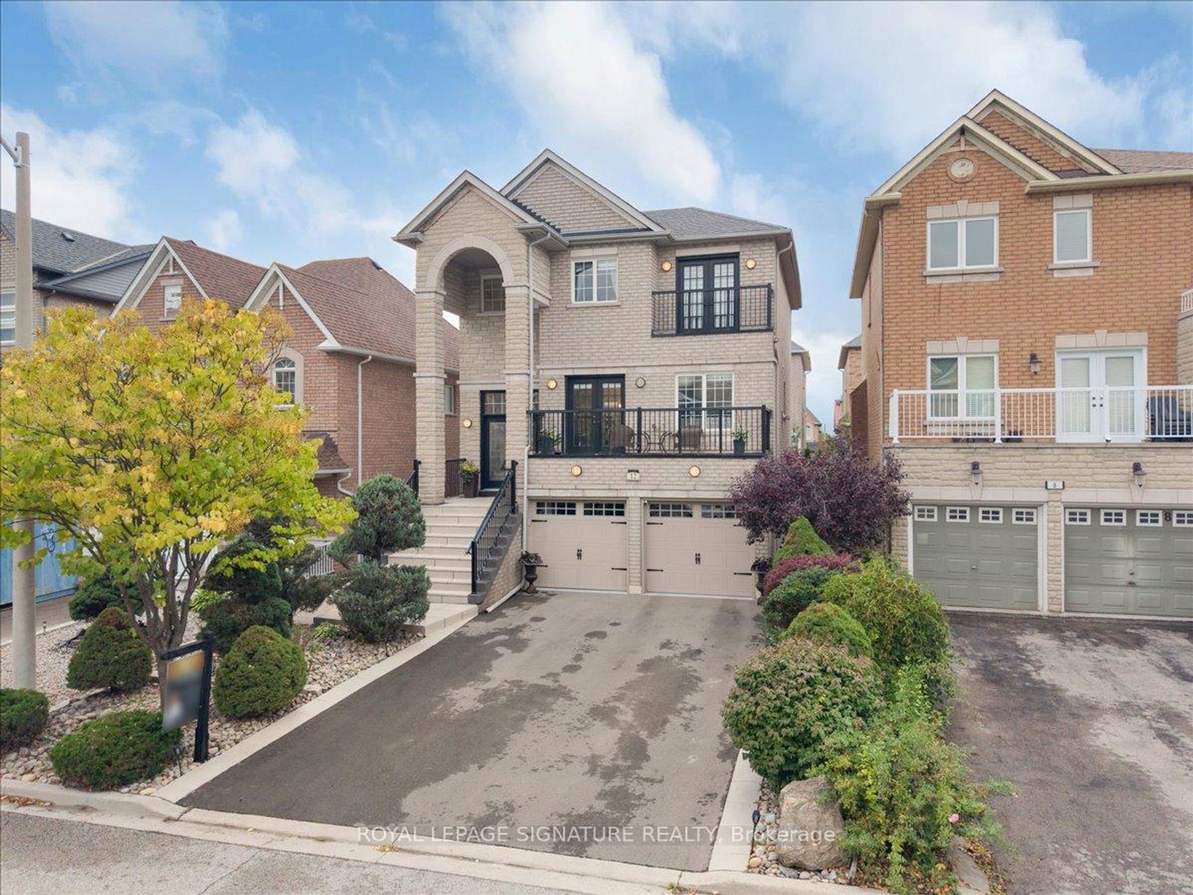 12 Pietro Drive, Vellore Village, Vaughan by Loree Meneguzzi Real Estate 12 Pietro Drive, Vellore Village, Vaughan