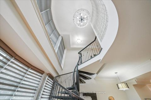 Photo 13 at 203 - 33 Delisle Avenue, St. Clair, Toronto