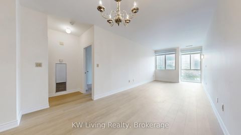 Photo 11 at 306 - 10 Gateway Boulevard, Flemingdon Park, Toronto