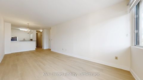 Photo 13 at 306 - 10 Gateway Boulevard, Flemingdon Park, Toronto