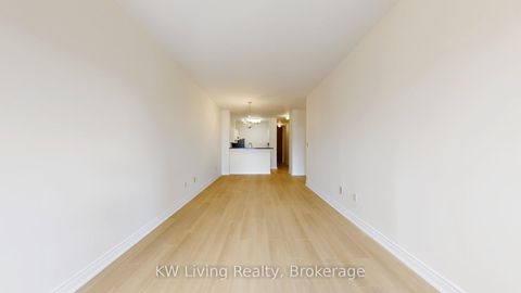 Photo 14 at 306 - 10 Gateway Boulevard, Flemingdon Park, Toronto