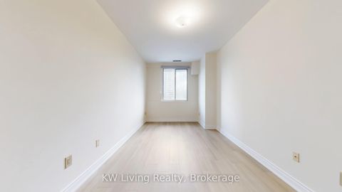 Photo 18 at 306 - 10 Gateway Boulevard, Flemingdon Park, Toronto