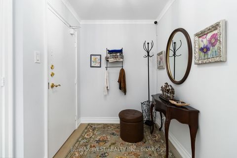 Photo 5 at 1108 - 2185 Marine Drive, BR Bronte, Oakville