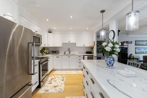 Photo 16 at 1108 - 2185 Marine Drive, BR Bronte, Oakville