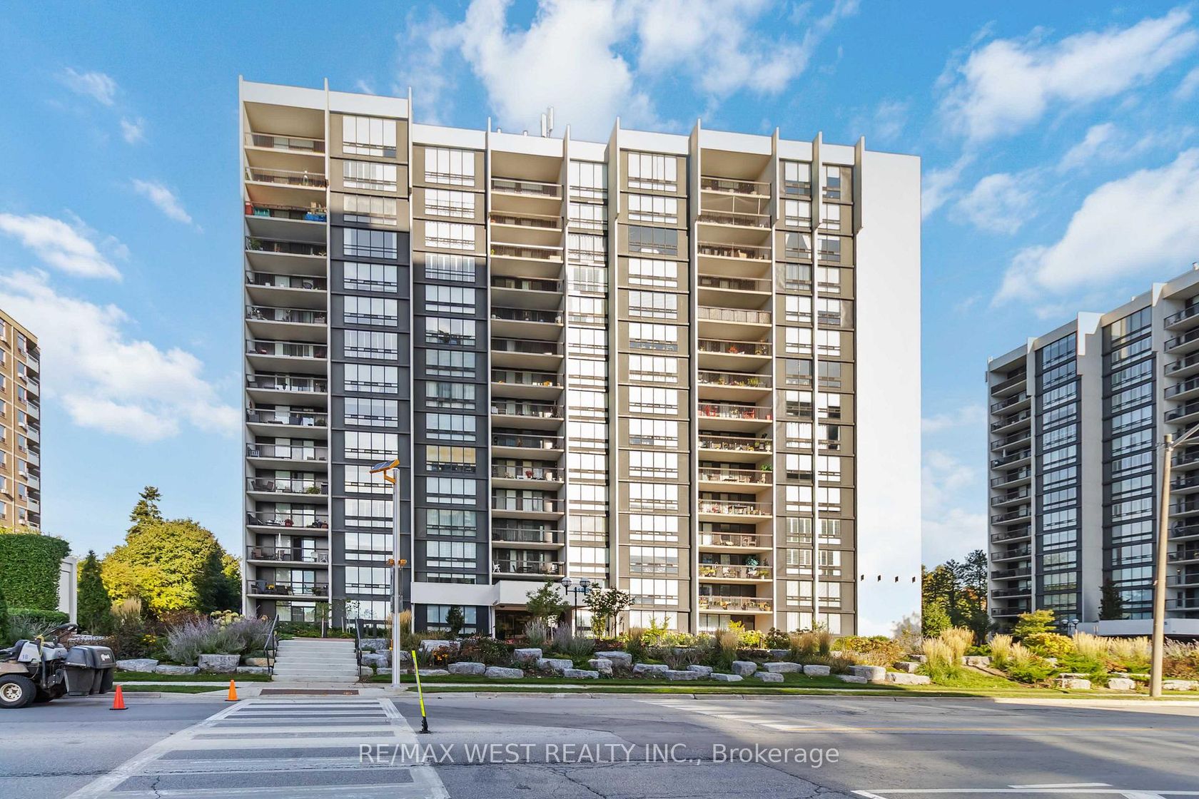 1108 - 2185 Marine Drive, BR Bronte, Oakville 