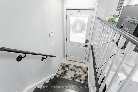Photo 6 at 523B Royal York Road, Queensway, Toronto