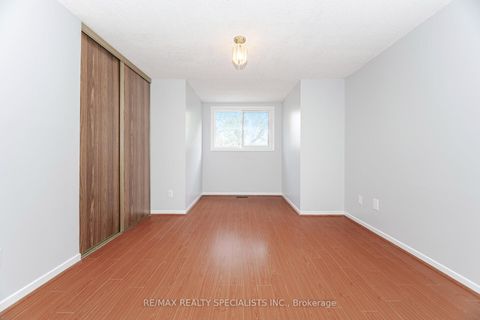 Photo 29 at 317 Port Royal Trail, Milliken, Toronto