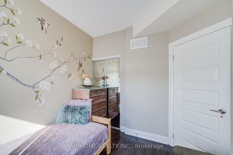 Photo 28 at 6 - 11 Eldora Avenue, Newtonbrook West, Toronto