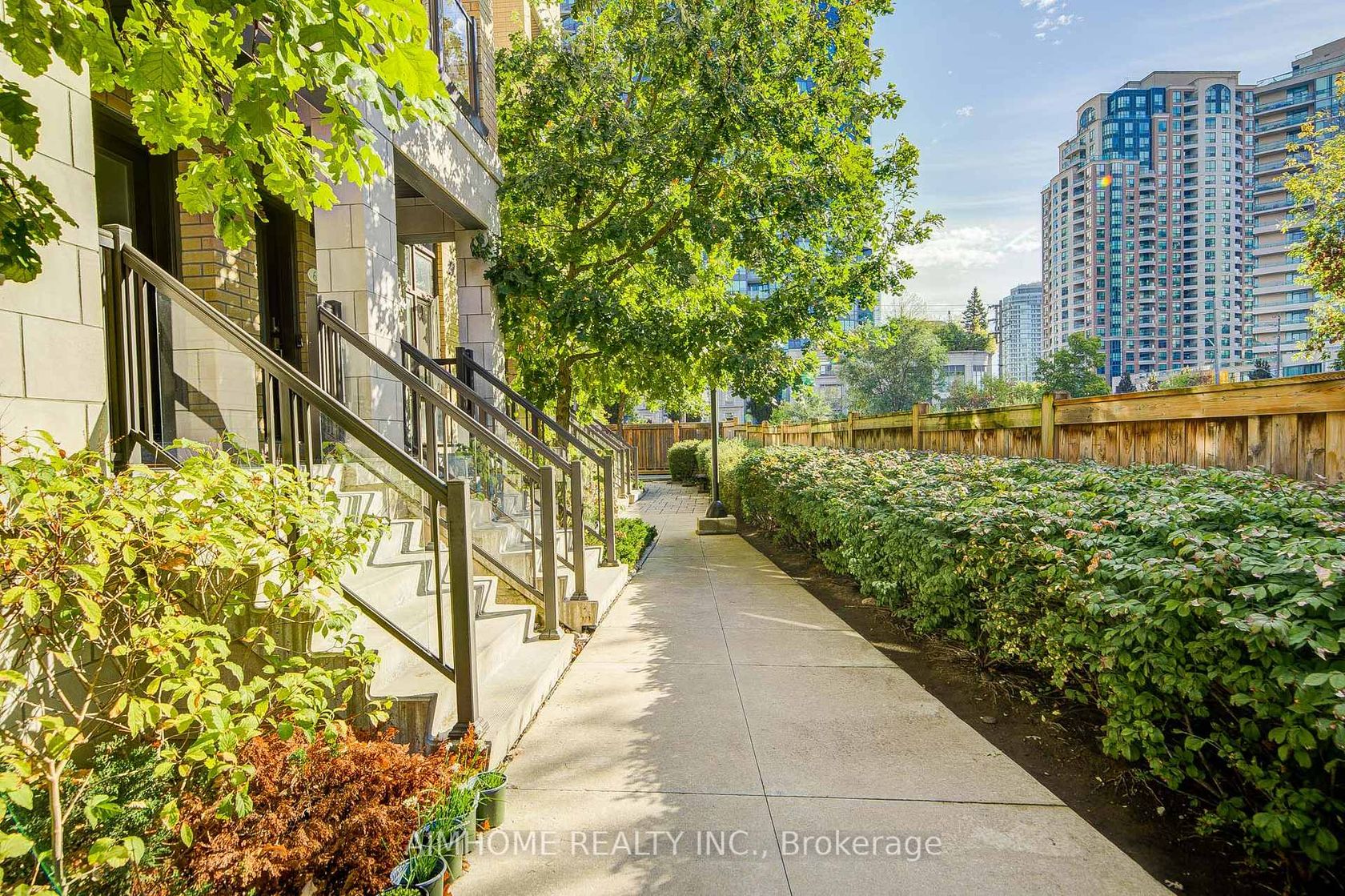 Photo 1 at 6 - 11 Eldora Avenue, Newtonbrook West, Toronto Photo 1 at 6 - 11 Eldora Avenue, Newtonbrook West, Toronto