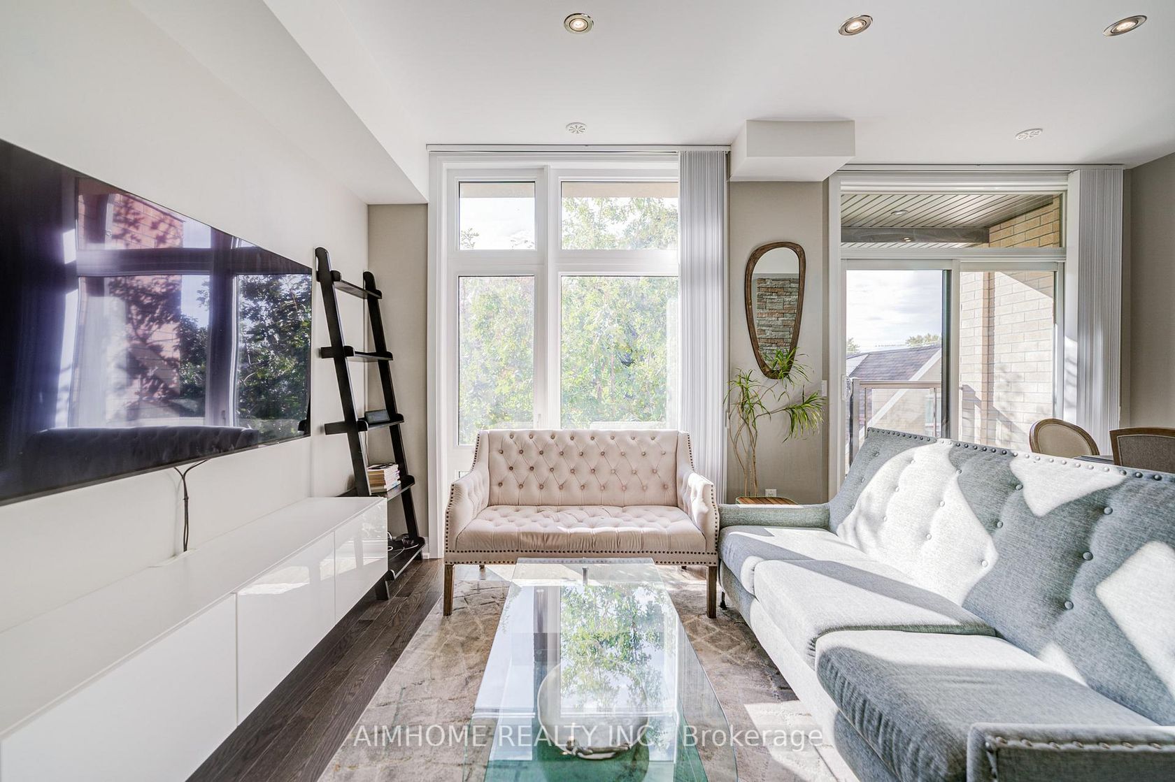 Photo 4 at 6 - 11 Eldora Avenue, Newtonbrook West, Toronto Photo 4 at 6 - 11 Eldora Avenue, Newtonbrook West, Toronto