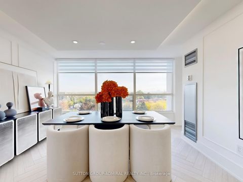 Photo 9 at 704 - 1 Clark Avenue W, Yorkhill, Vaughan
