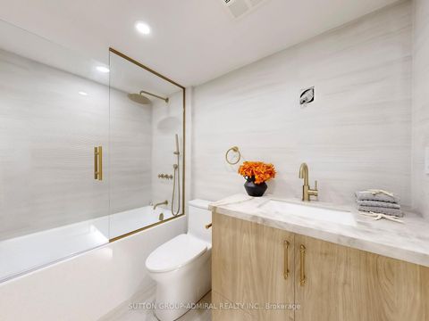 Photo 34 at 704 - 1 Clark Avenue W, Yorkhill, Vaughan