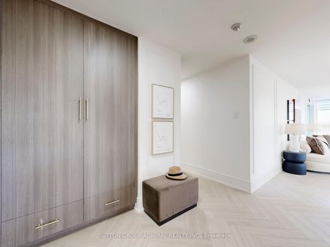 Photo 36 at 704 - 1 Clark Avenue W, Yorkhill, Vaughan