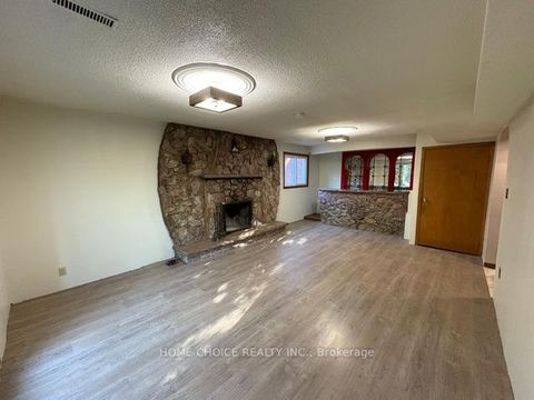 Photo 15 at 27 TERRYHILL Crescent E, Agincourt North, Toronto