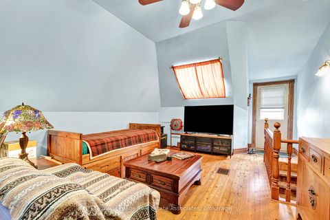 Photo 27 at 101 Dovercourt Road, Little Portugal, Toronto