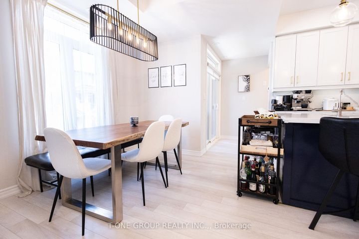 Photo 4 at 7 - 2728 William Jackson Drive, Duffin Heights, Pickering