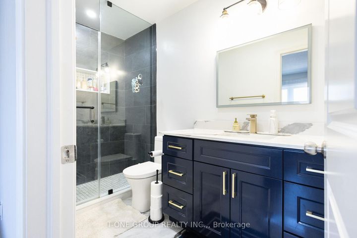 Photo 14 at 7 - 2728 William Jackson Drive, Duffin Heights, Pickering