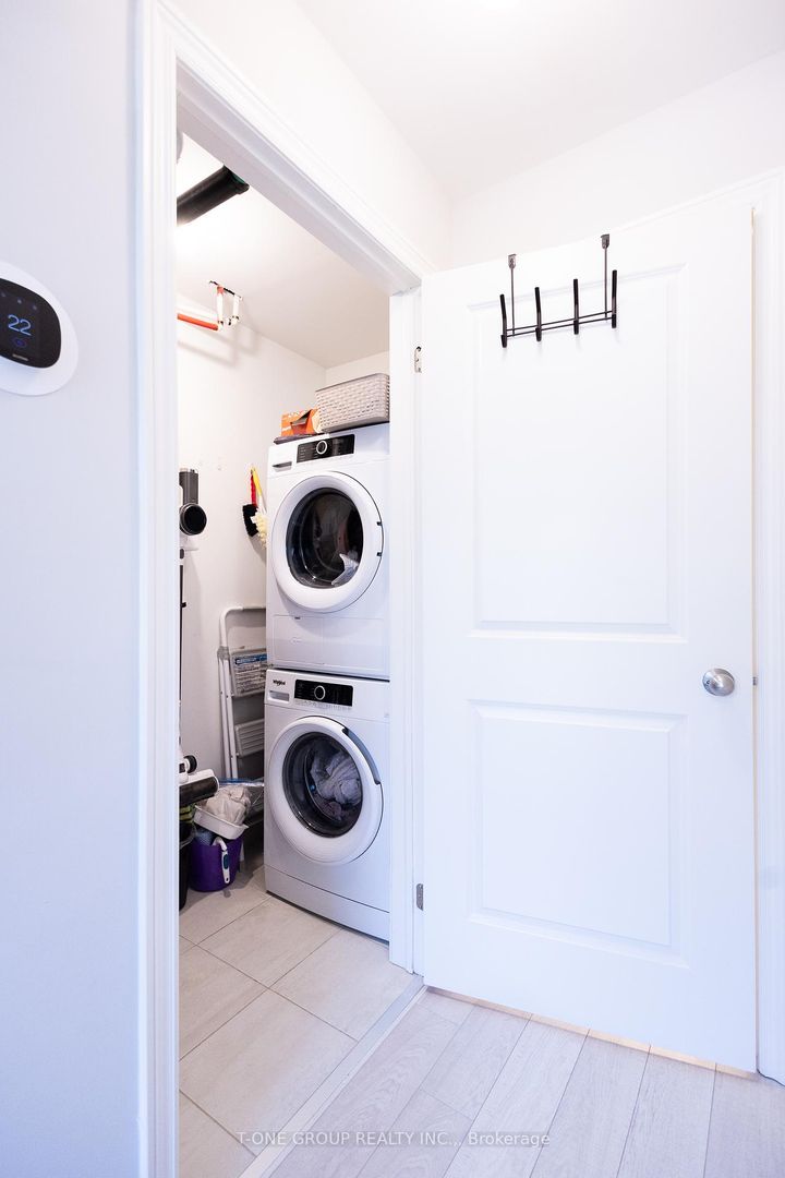 Photo 23 at 7 - 2728 William Jackson Drive, Duffin Heights, Pickering