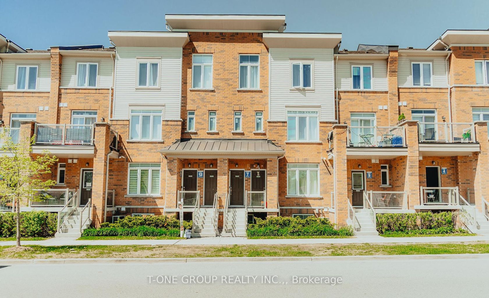 7 - 2728 William Jackson Drive, Duffin Heights, Pickering 2