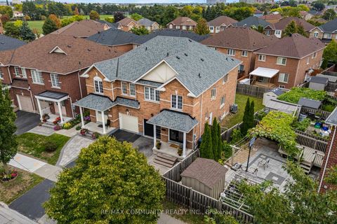 Photo 1 at 5 White Heather Boulevard, Agincourt North, Toronto