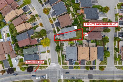 Photo 3 at 5 White Heather Boulevard, Agincourt North, Toronto